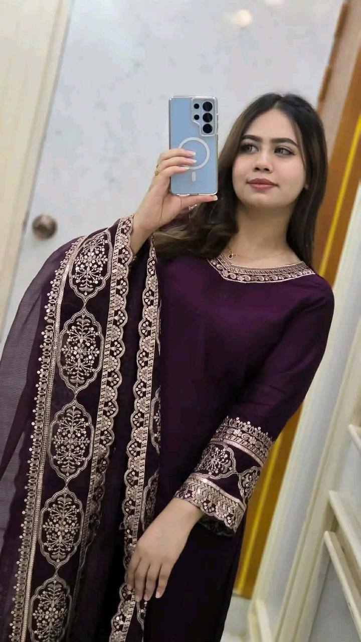 রিয়ান কটন  এমব্রয়ডারি থ্রি পিস