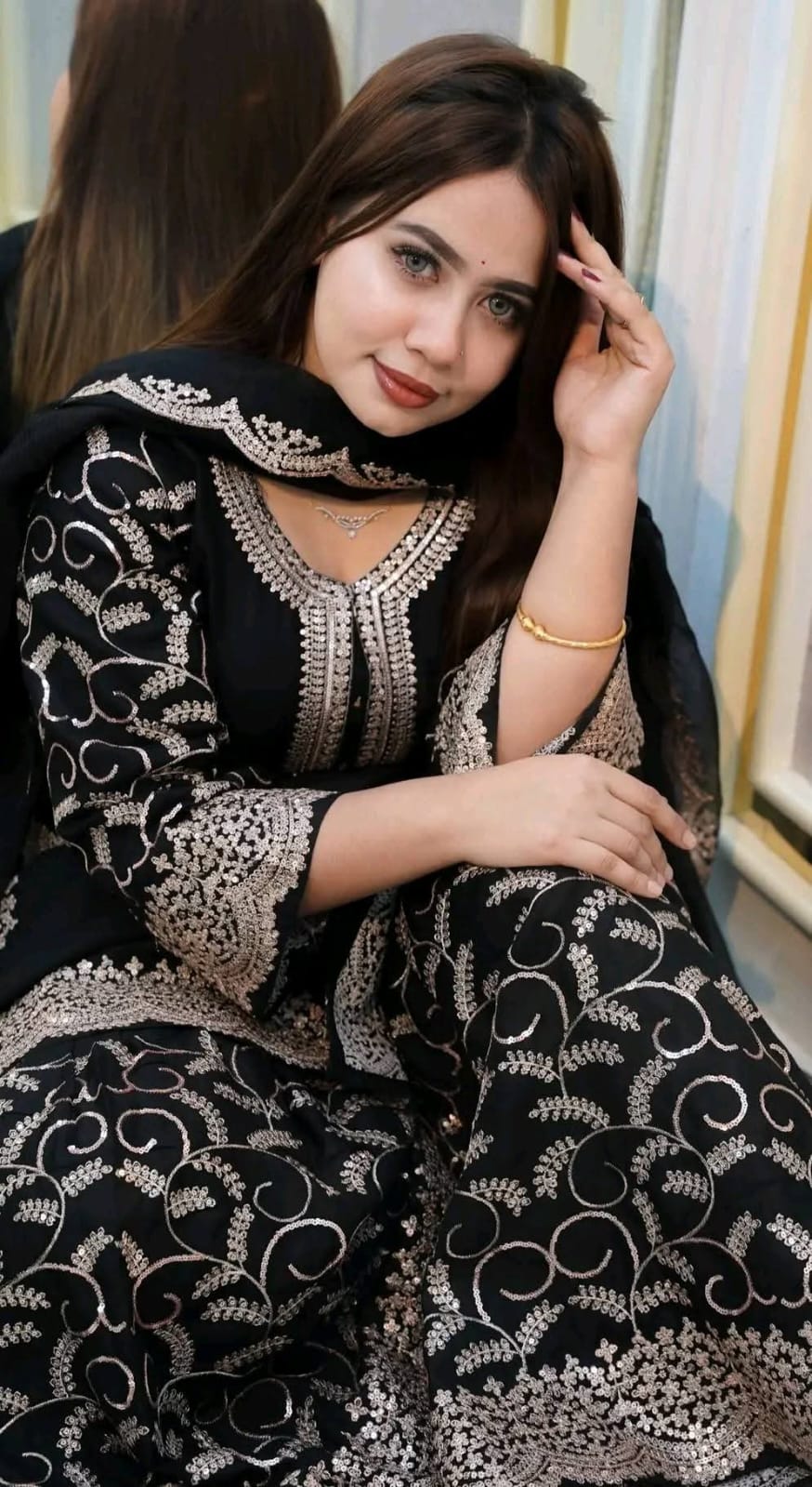 ইন্ডিয়ান চেরি জর্জেট  এমব্রয়ডারি থ্রি পিস