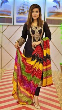 Lilan coton with sequence embroidery