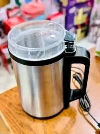 𝐒𝐢𝐥𝐯𝐞𝐫 𝐂𝐫𝐞𝐬𝐭 𝐄𝐥𝐞𝐜𝐭𝐫𝐢𝐜 𝐆𝐫𝐢𝐧𝐝𝐞𝐫 1500 watt