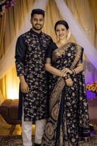 পাঞ্জাবি এবং শাড়ি কাপল ড্রেস (ব্লাউজ পিসসহ)
