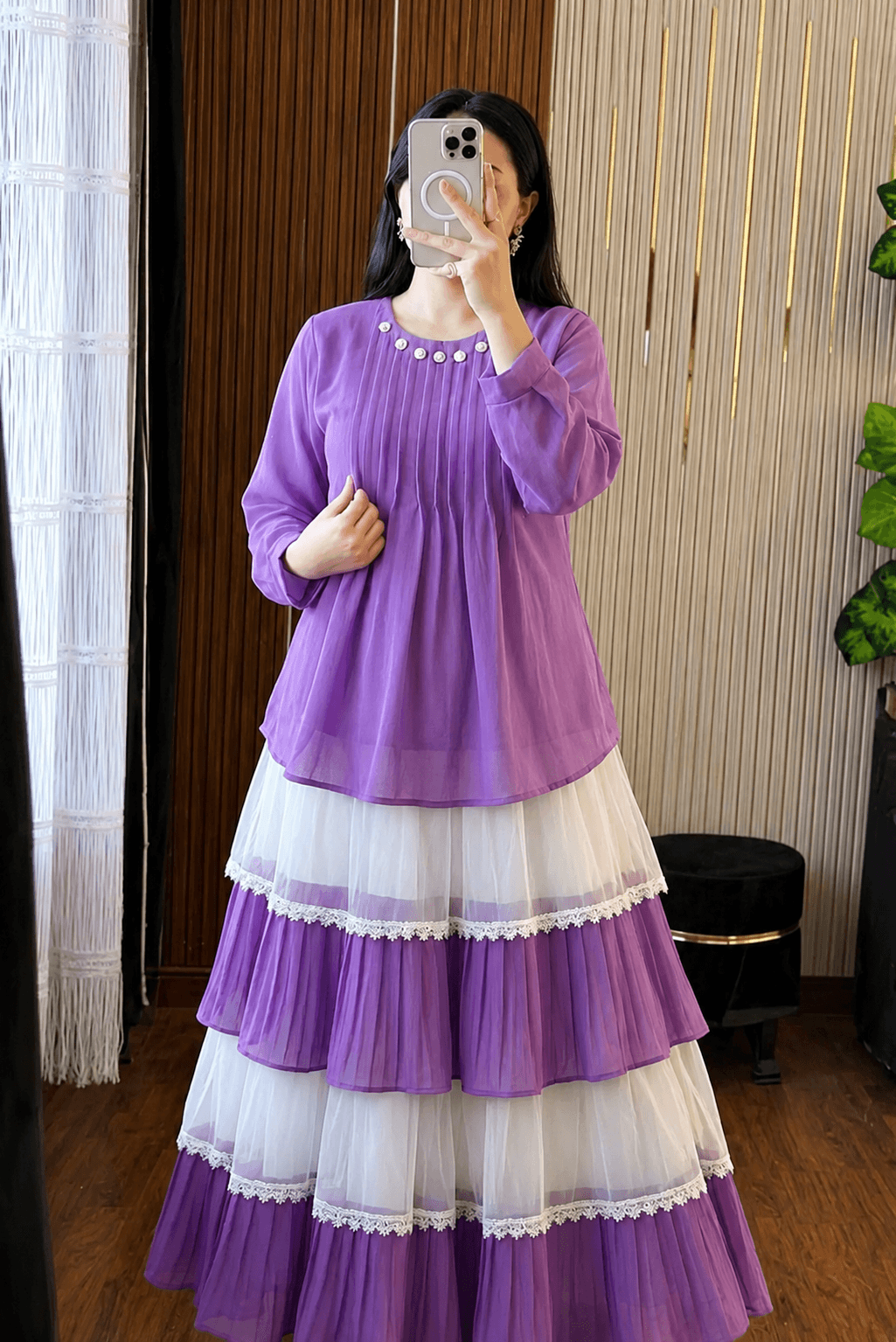 Trendy Ladies Tops & Skirt Set