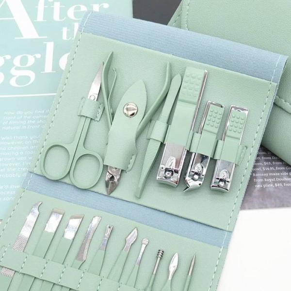 Steel Nail Cutter box-(16ps) Manicure Set.
