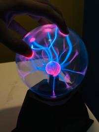5-Inch Magic Plasma Ball – Blue Light Touch & Sound Activated Globe Lamp for Kids & Room Decor