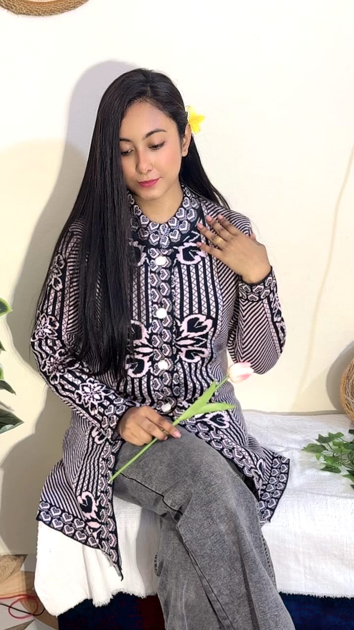 Premium ladies sweater