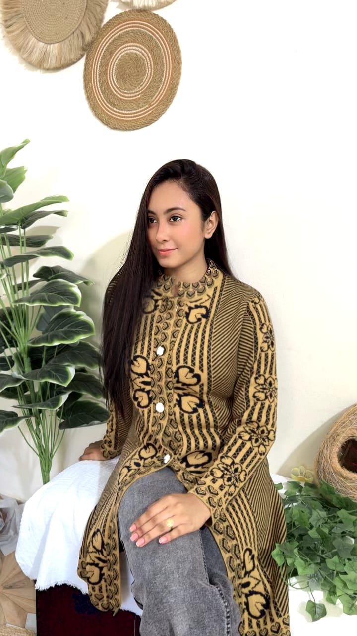 Premium ladies sweater