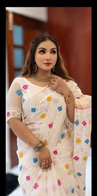 ✨ জামদানী মোটিফ হাফ সিল্ক শাড়ি - ঐতিহ্য আর আধুনিকতার শ্রেষ্ঠ ফিউশন ✨