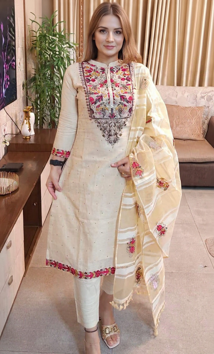 আনস্টিজ স্ক্রিন প্রিন্ট থ্রি-পিস