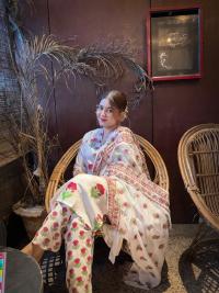 পাকিস্তানী ডিজাইনের থ্রি পিস